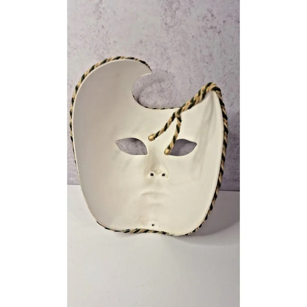 Papier-Mâché Decorative Mask,Venetian-Style Masquerade Maskwith Gold and Cream